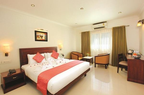 Nilamel Hotel Raj Regency מראה חיצוני תמונה
